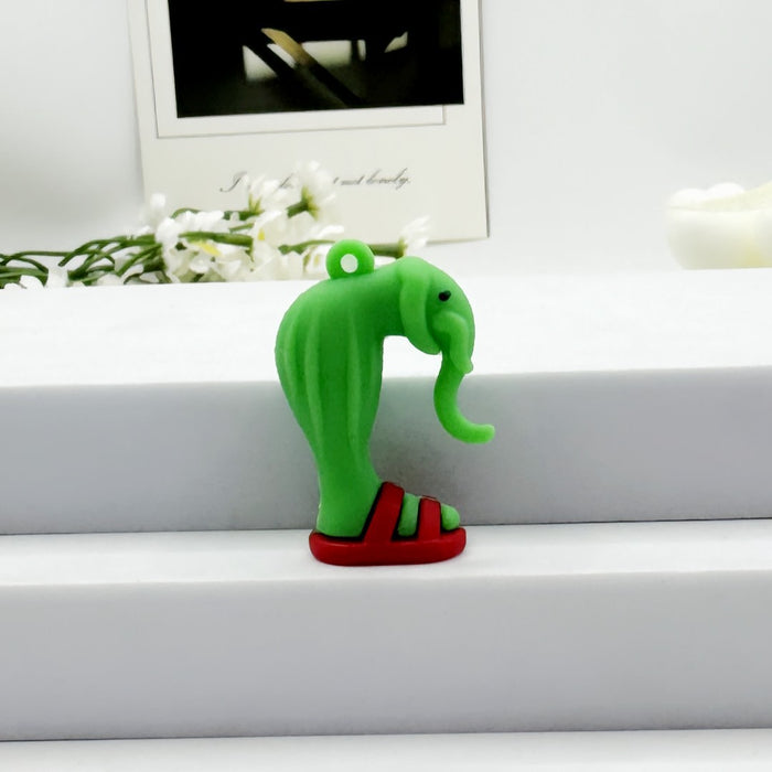 Wholesale Small keychain, abstract wooden stick, human curiosity, desktop car accessories, pendant wholesale