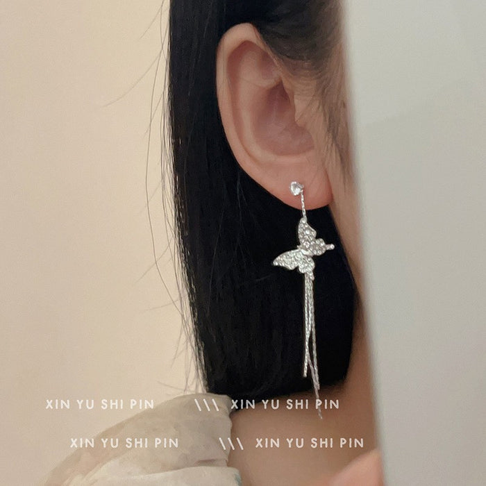 Wholesale Retro metallic butterfly earrings, high-end floral earrings, versatile, exaggerated, niche earrings