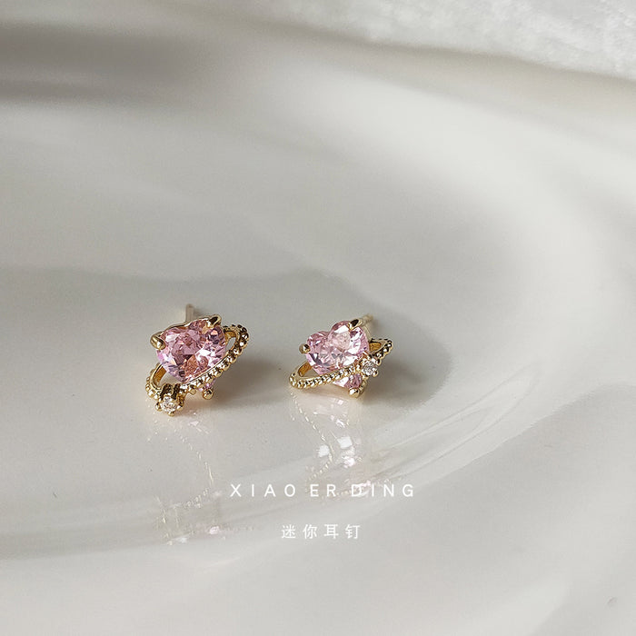 Wholesale Micro inlaid zircon heart-shaped earrings, sweet and cute, simple and compact earrings