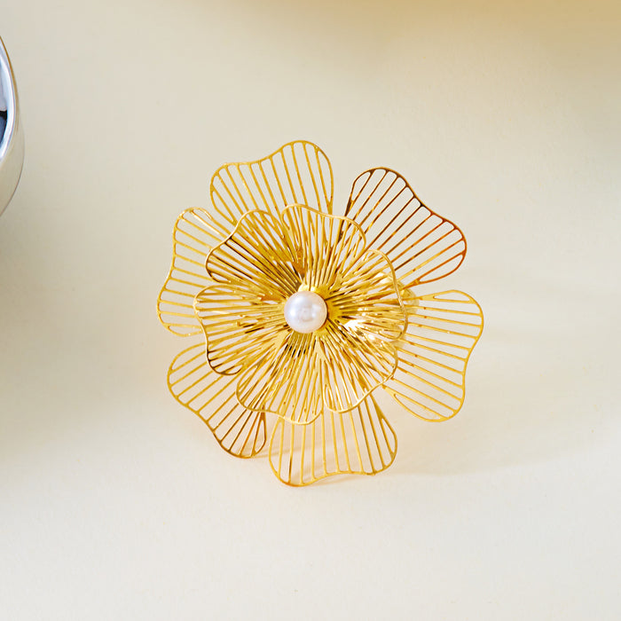 Wholesale Flower Retro Antique Stainless Steel Hollow Ring Personality New Ring