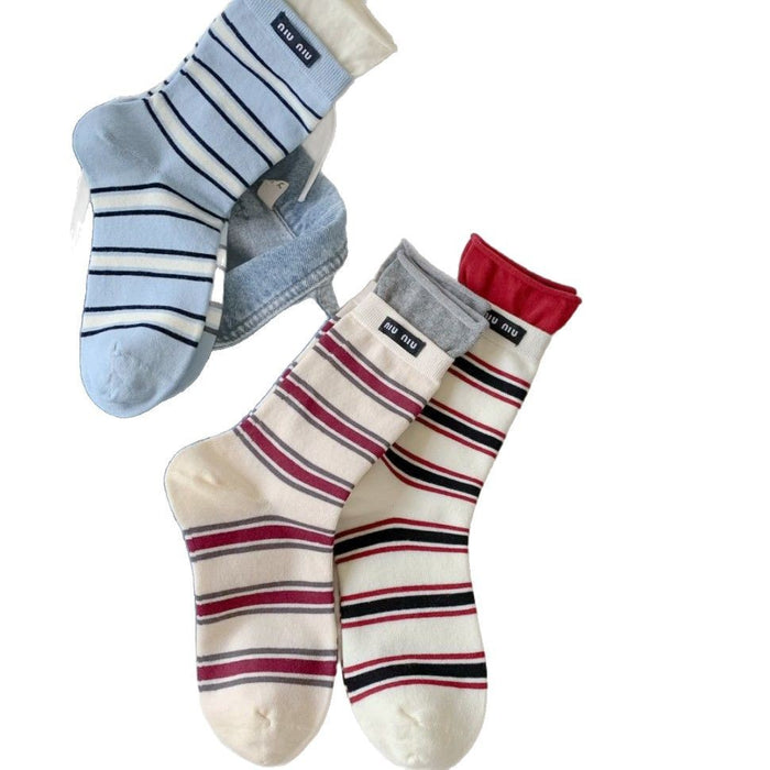 Wholesale Mid length socks with double ribbed stripes and letter labels, trendy cotton socks, minimalist design