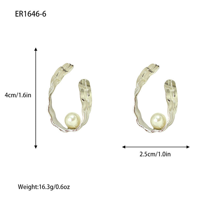 Wholesale Fashionable and luxurious silver pearl earrings with simple and niche design, personalized and irregular earrings