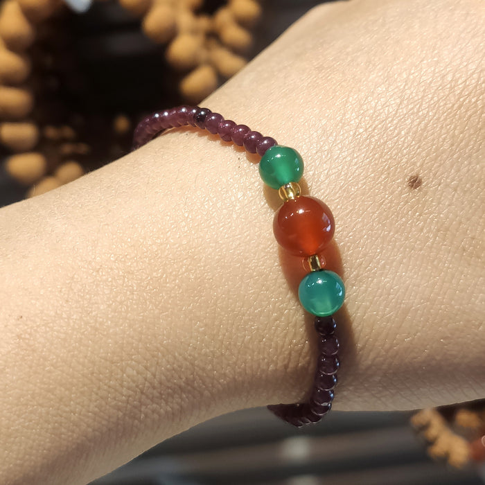 Wholesale Natural garnet bracelet, new high-end design, niche design, bracelet, bracelet, bracelet, bracelet