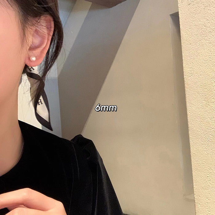 Wholesale Pearl stud earrings, retro ear clips for women without pierced ears