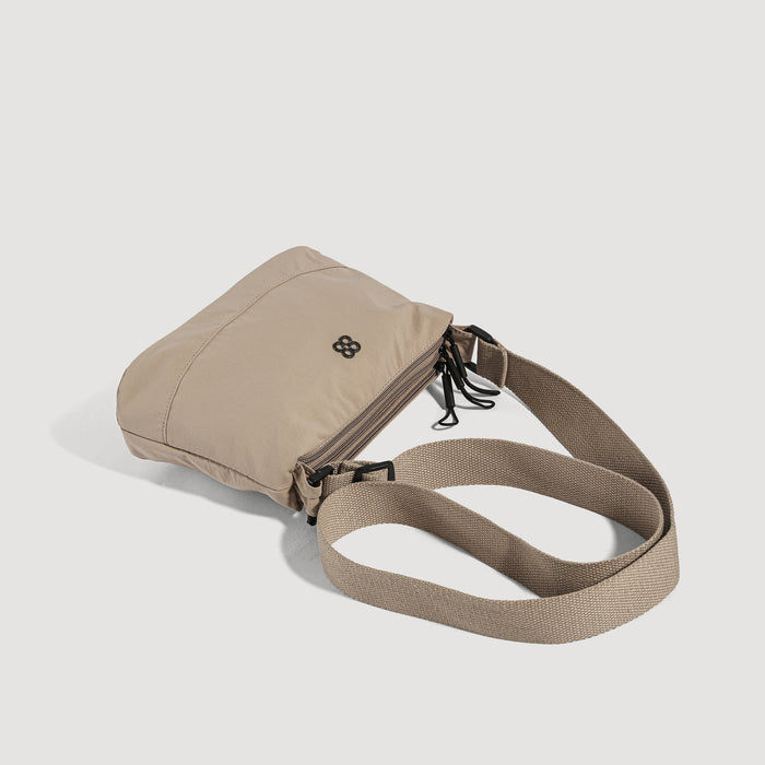 Wholesale shoulder bag nylon messenger bag casual Joker small bag