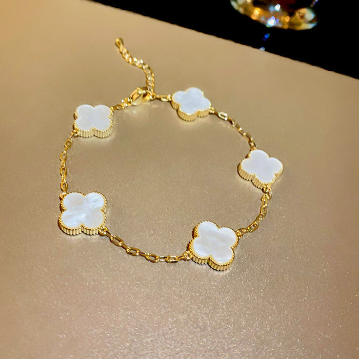 Wholesale lucky four-leaf grass bracelet temperament jewelry design jewelry women