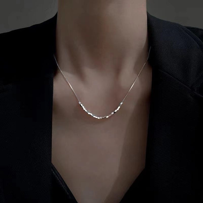 Wholesale New minimalist transport geometric small square necklace, light luxury collarbone chain, neck chain