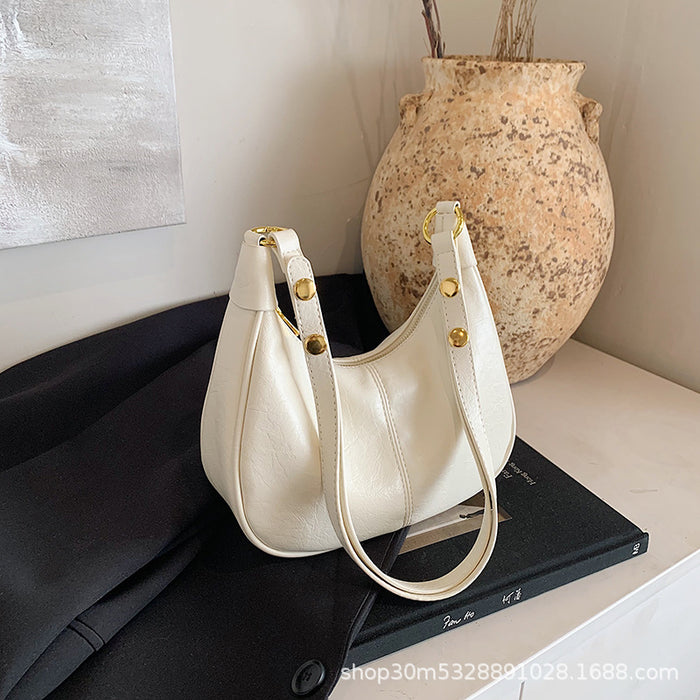 Wholesale Stylish Oil Wax Leather PU Crossbody Bag Urban Simplicity Dumpling Shape Gift