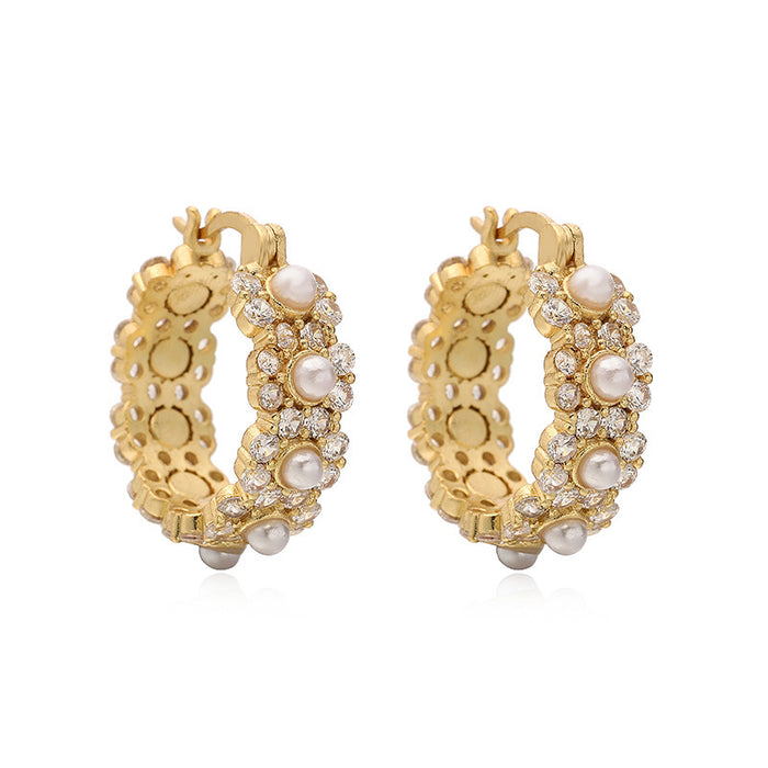 Wholesale Luxury pearl oval U-shaped earrings with niche petal earrings
