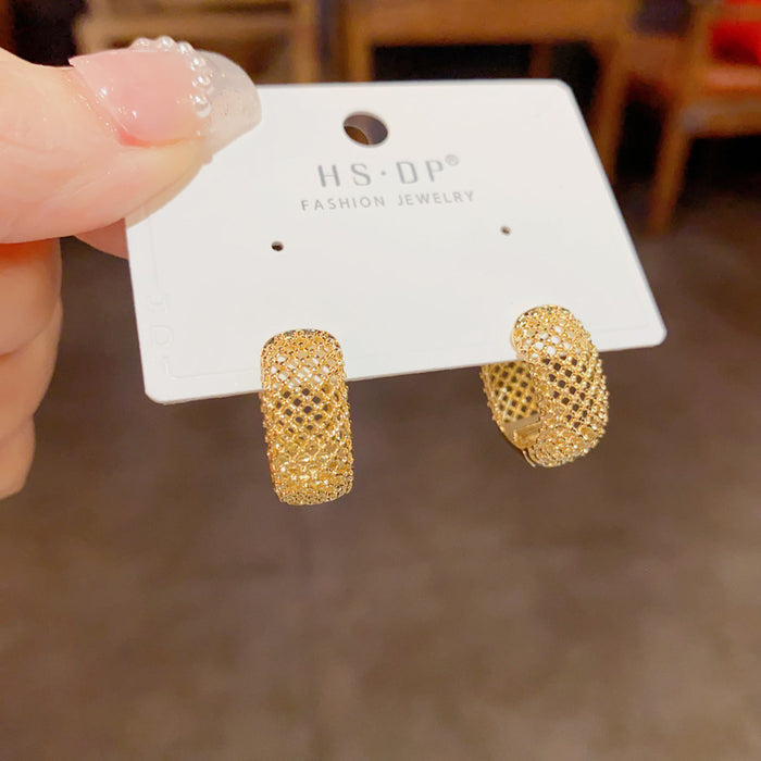 Wholesale  Metal Hollow U Ear Buckle All-match Ear Ring Earrings