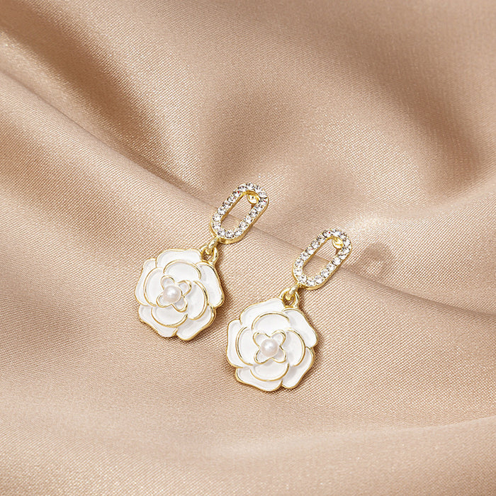 Wholesale New high-end camellia earrings with versatile temperament, niche design, high-end earrings