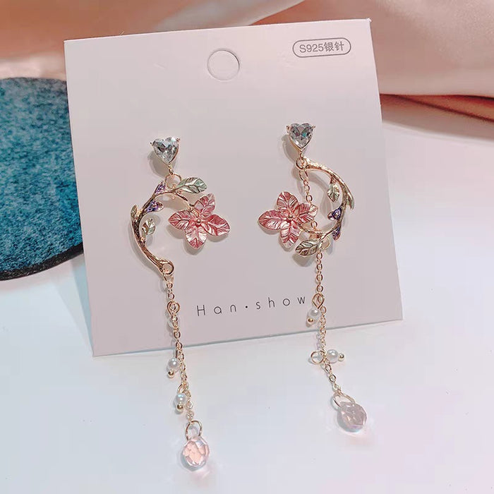 Wholesale Temperament flower earrings asymmetrical long earrings