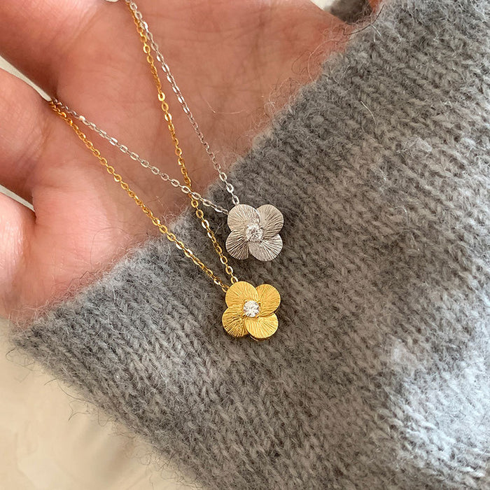 Wholesale Filigree Zircon Flower long necklace