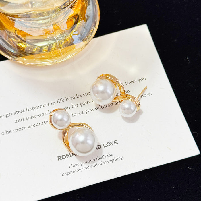 Wholesale Pearl earrings, retro, light luxury, niche, earrings, simple temperament