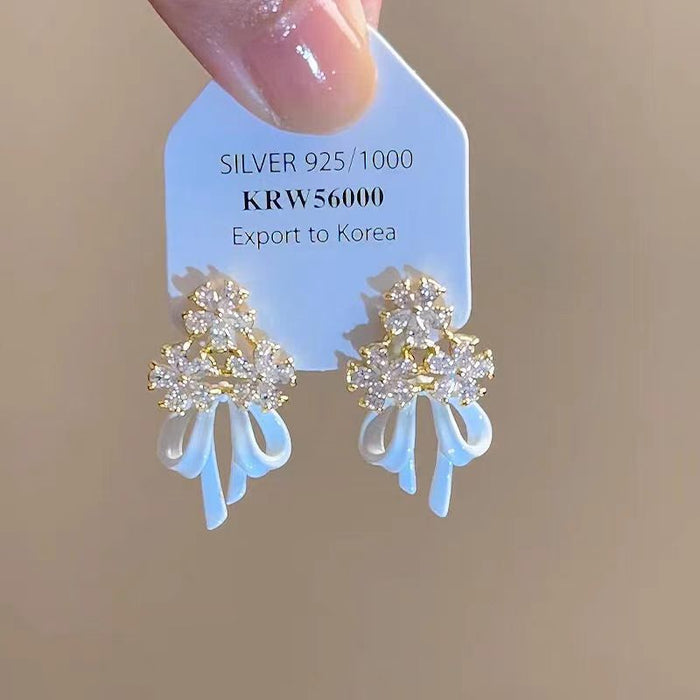 Wholesale Flower tassel earrings with retro temperament, high-end feel, niche design, earrings