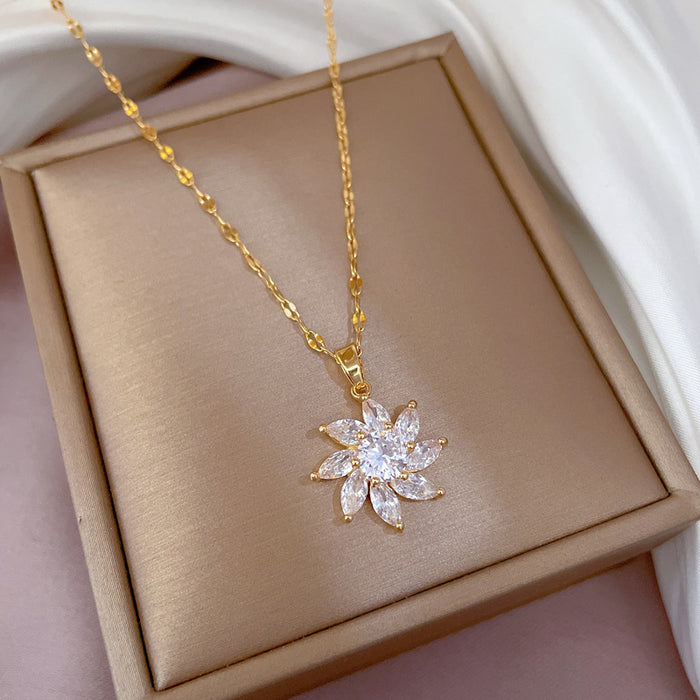 Wholesale Titanium Steel Diamond Inlaid Four Leaf Flower Necklace JDC-NE-LG015