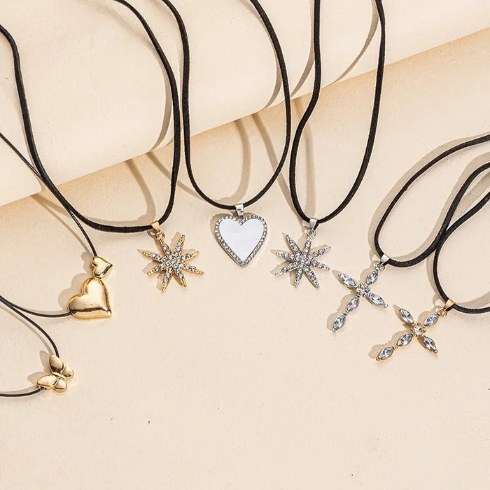 Wholesale Personalized jewelry, rope chain, heart pendant, niche star butterfly necklace, diamond studded cross necklace