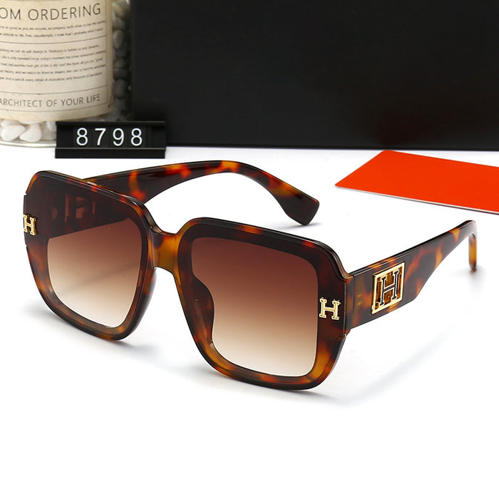 Wholesale New fashionable casual sunglasses, sunglasses, UV resistant glasses