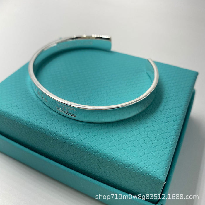 Wholesale Classic open mouth couple bracelet, fashionable concave steel seal letter wide version bracelet