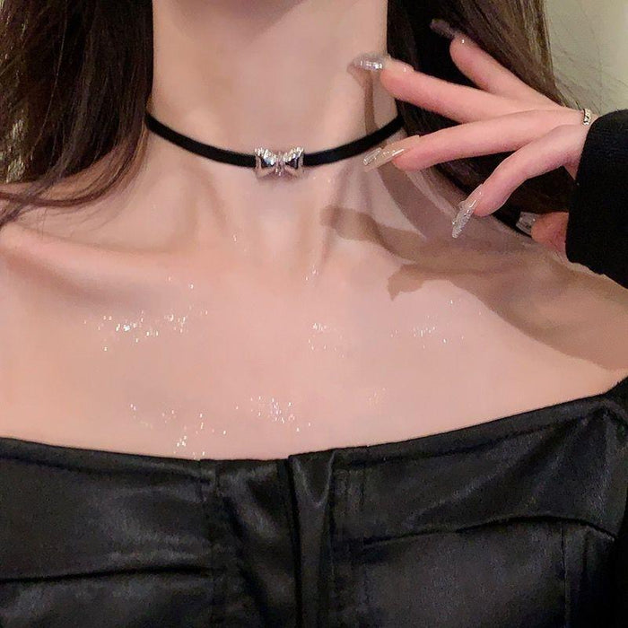 Wholesale Black leather rope collar, collarbone chain, neck strap, niche temperament, neck accessories, neck chain necklace