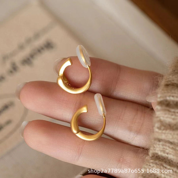 Wholesale Foggy electroplating matte gold geometric small earrings versatile earrings without ear holes