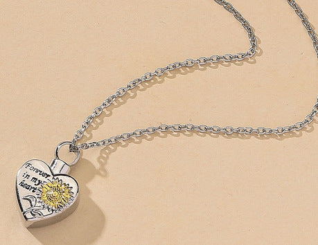 Wholesale Pet commemorative heart-shaped pendant can be opened with a crystal necklace