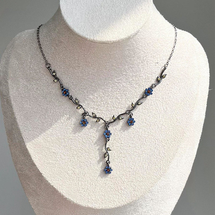 Wholesale Necklace with a high-end feel, temperament, versatile necklace, antique style design, collarbone chain