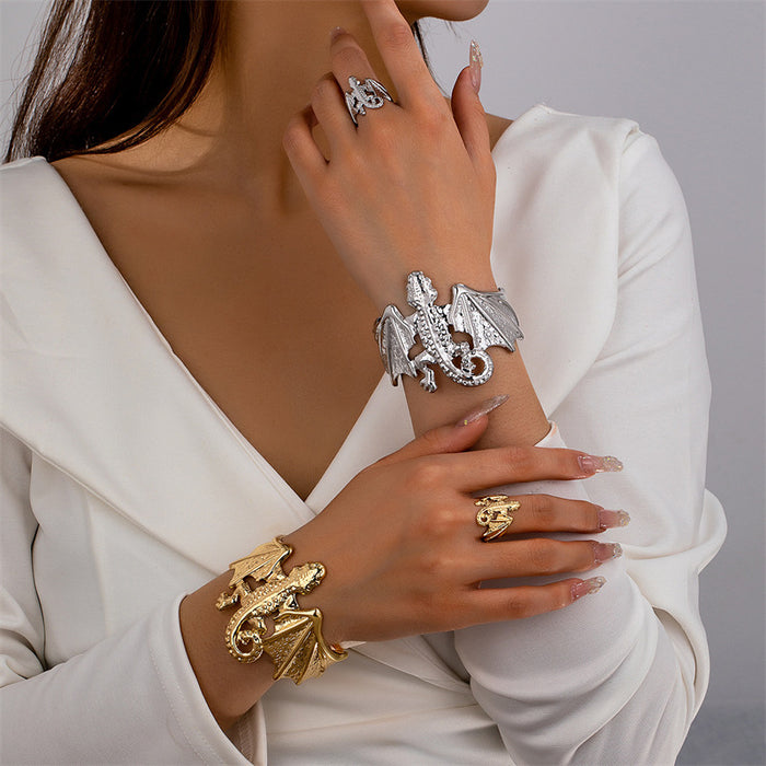 Wholesale Bracelet Fashion retro design high-end bracelet and ring set