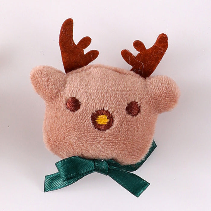 Wholesale Christmas Brooch Cute Plush Christmas Accessories Cartoon Pin Decorations Clothing Accessories