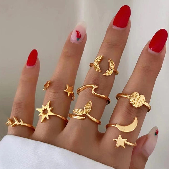 Wholesale Exaggerated alloy rings with accessories, 8 personalized star moon rings, heart-shaped layered rings