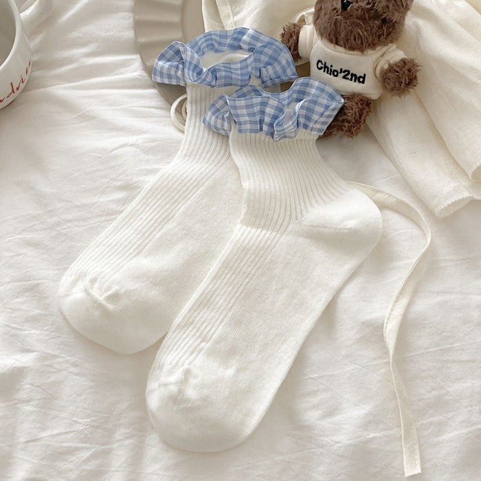 Wholesale Checkered lace mid tube socks, boneless and cute pile socks