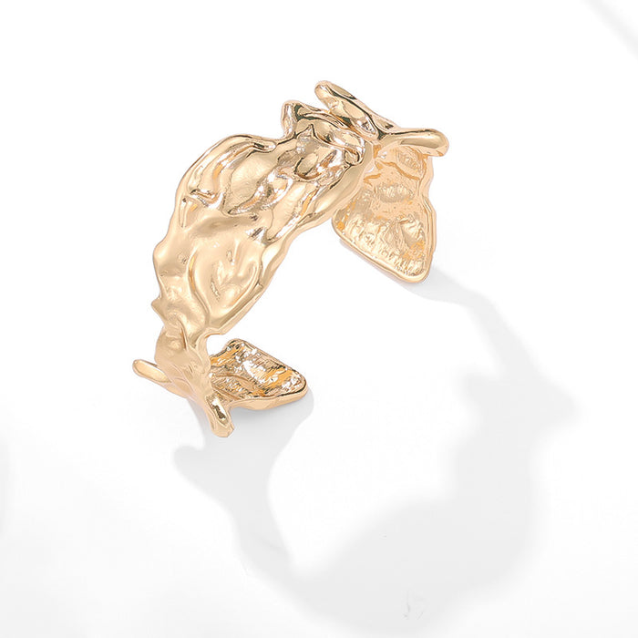 Wholesale irregular metal wind necklace female exaggerated design earrings bracelet suit