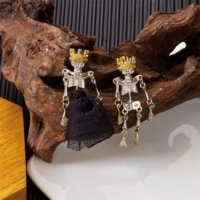 Wholesale  earrings horror bride and groom crown skull earrings