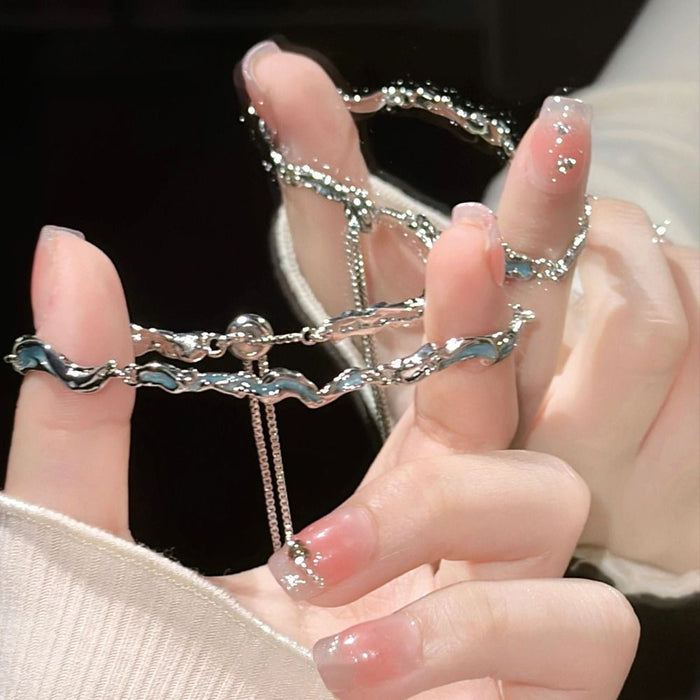 Wholesale Bracelet design with a touch of luxury, niche and exquisite jewelry gift