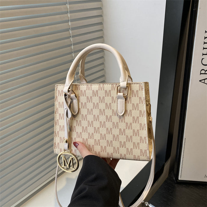 Wholesale Retro Women' s Handbag Shoulder Crossbody Bag Versatile Trendy