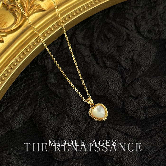 Wholesale Shell necklace, butterfly collarbone chain, vintage high-end accessory