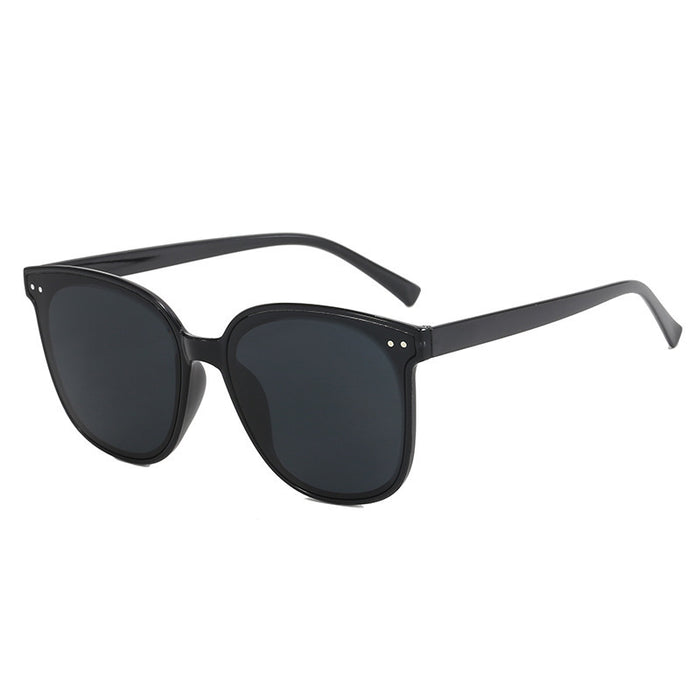 Wholesale Sunglasses for women and men, driving, cycling, traveling, taking photos, personalized UV resistant sunglasses