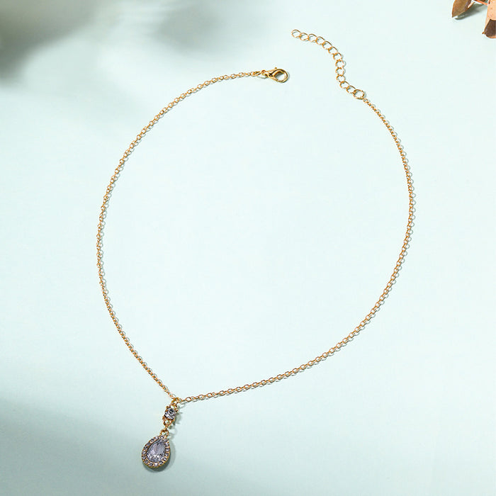 Wholesale New Jewelry Light Luxury Alloy Diamond Pendant Elegant Design Zircon Necklace Clavicle Chain