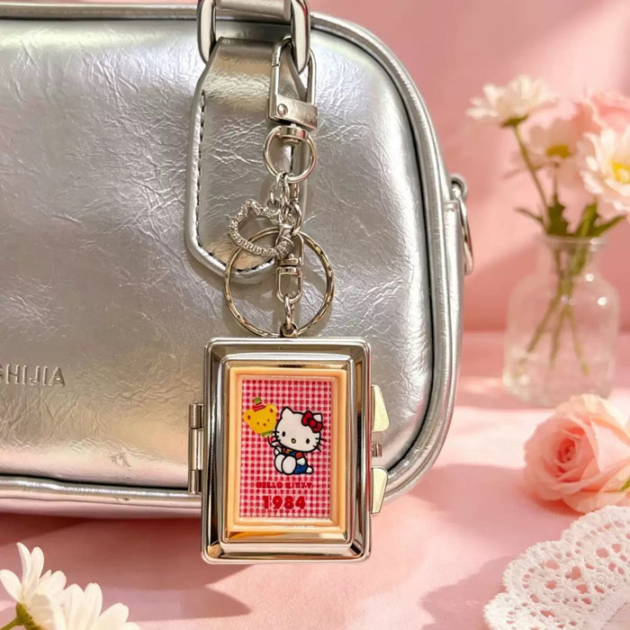 Wholesale Cartoon Heart Portable Mirror Keychain Bag Charm Alloy Electroplating