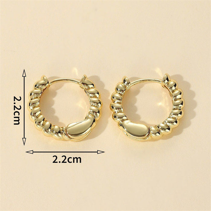 Wholesale Classic and fashionable commuting, simple temperament, high-end sense, versatile, pure copper circle texture ear buckle
