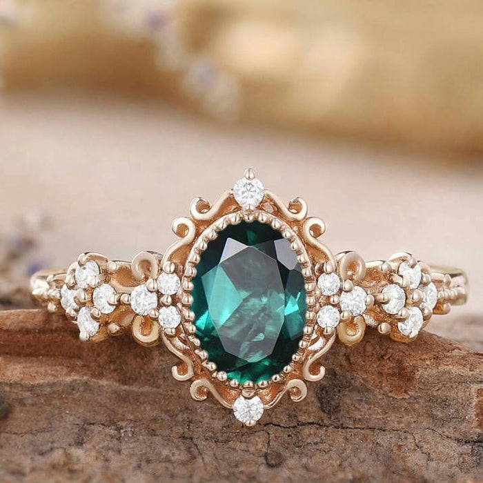 Wholesale New women's ring alloy inlaid with green zircon diamond ring