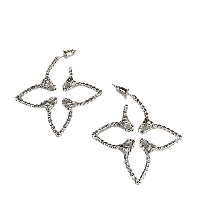 Wholesale Hollow earrings exude a ladylike and elegant vibe, while leaf earrings exude a refined and sophisticated vibe