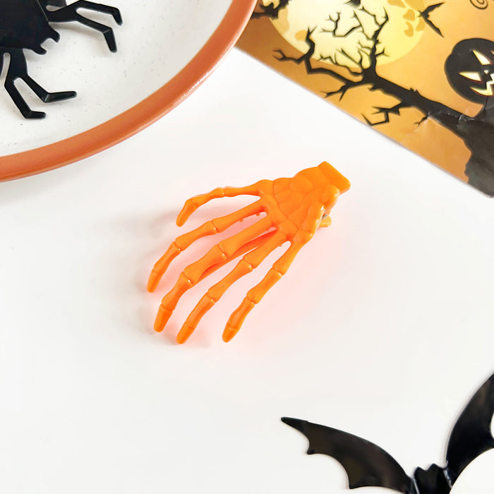 Wholesale Halloween skull Harajuku hand bone hairpin personality funny party side clip festival atmosphere ghost hand top clip hair accessories