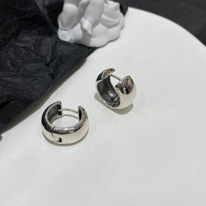 Wholesale Vintage vintage earrings with ear buckles, small, niche, high-end, light luxury, personalized, versatile, new earrings