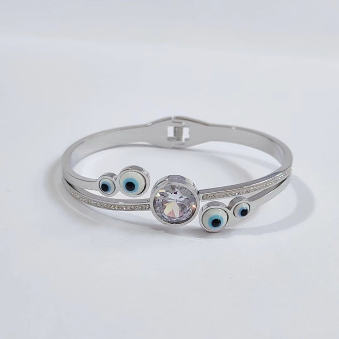 Wholesale Titanium steel color-preserving bracelet with diamond setting