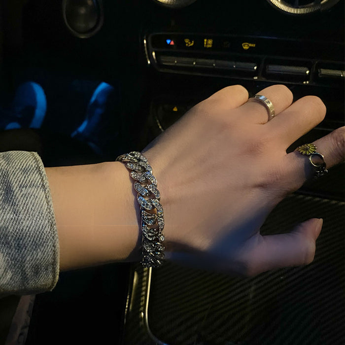 Wholesale Diamond-encrusted Cuban chain