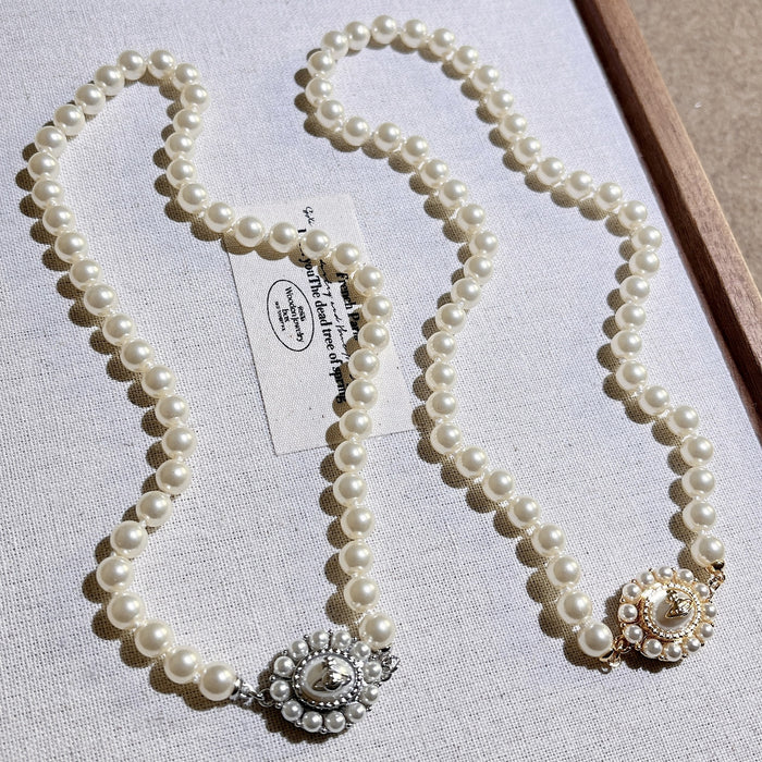 Wholesale Pearl necklace made of brass with elegant temperament