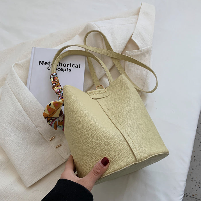 Wholesale Large capacity fashionable shoulder bag with a niche texture, crossbody bucket bag