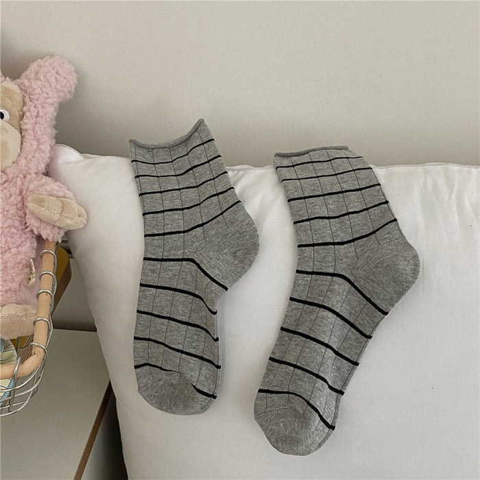 Wholesale Curled edge fine stripe mid tube socks, soft socks, stacked socks