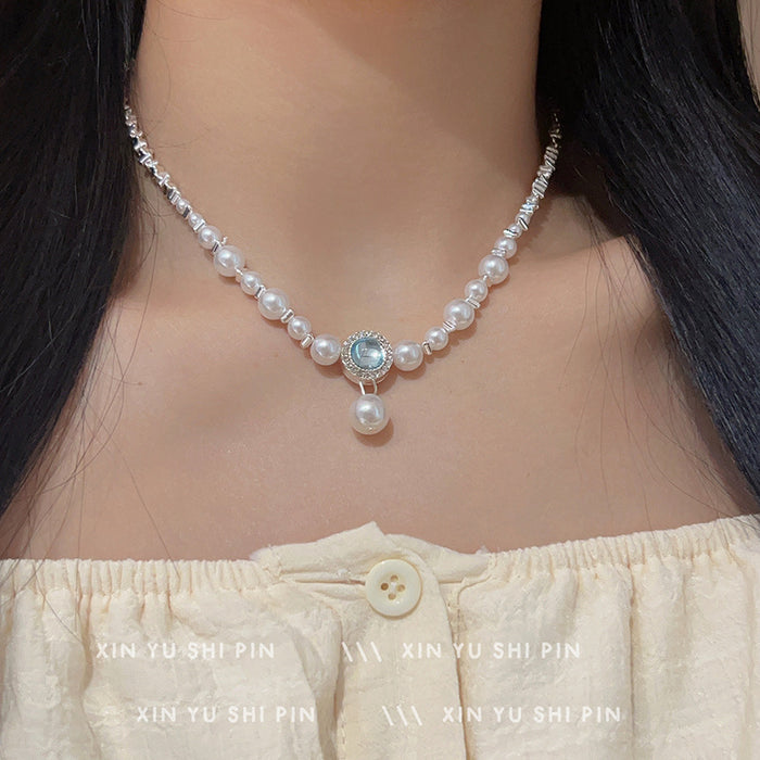Wholesale Pearl necklace with niche design, versatile and exquisite collarbone chain